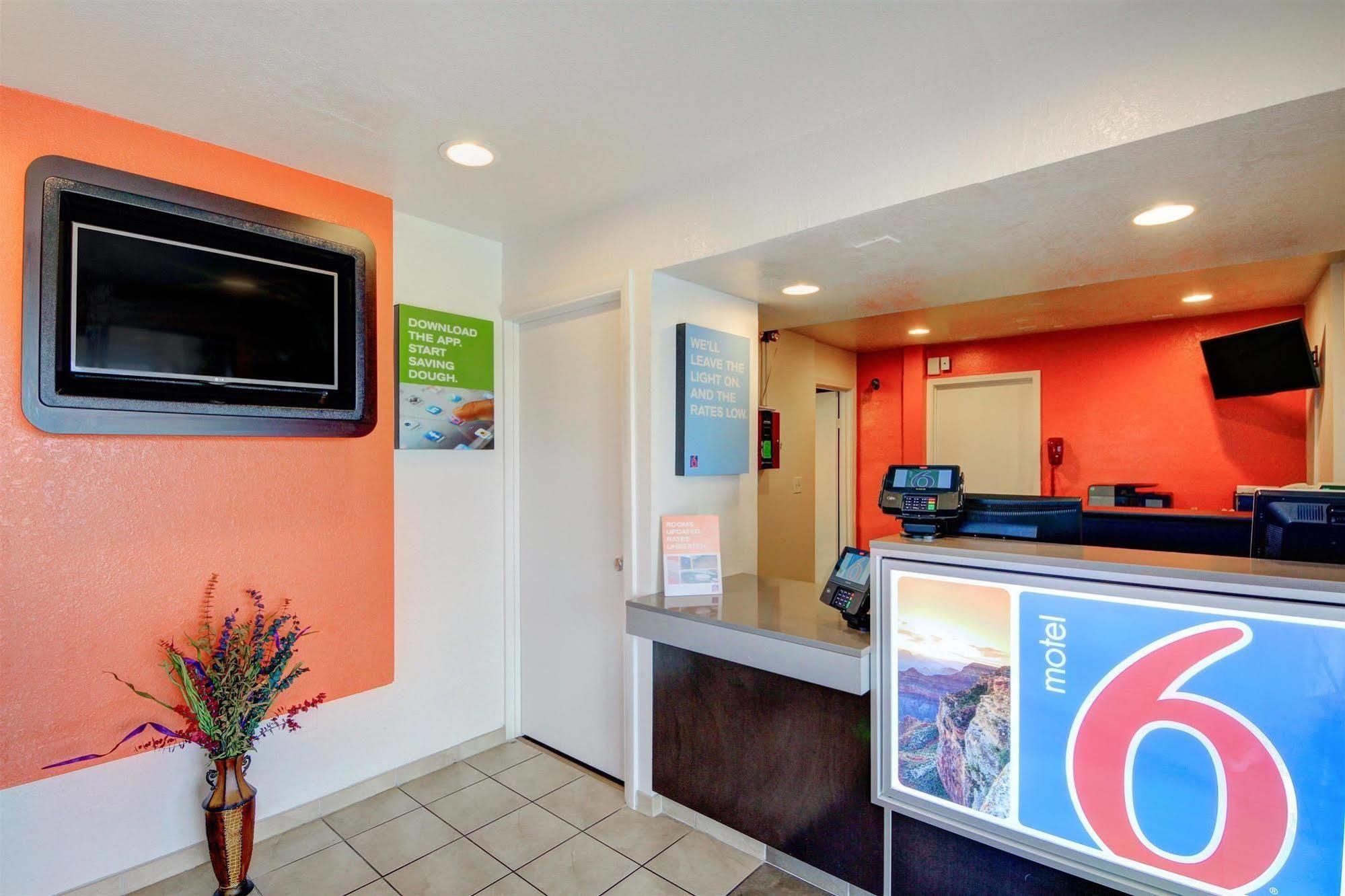 Motel 6 - Oklahoma City Airport Exterior foto
